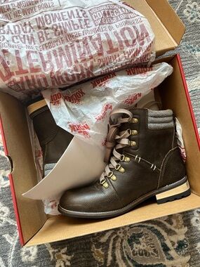 Kodiak Surrey II Waterproof Lace-Up Boot Brown Size 10